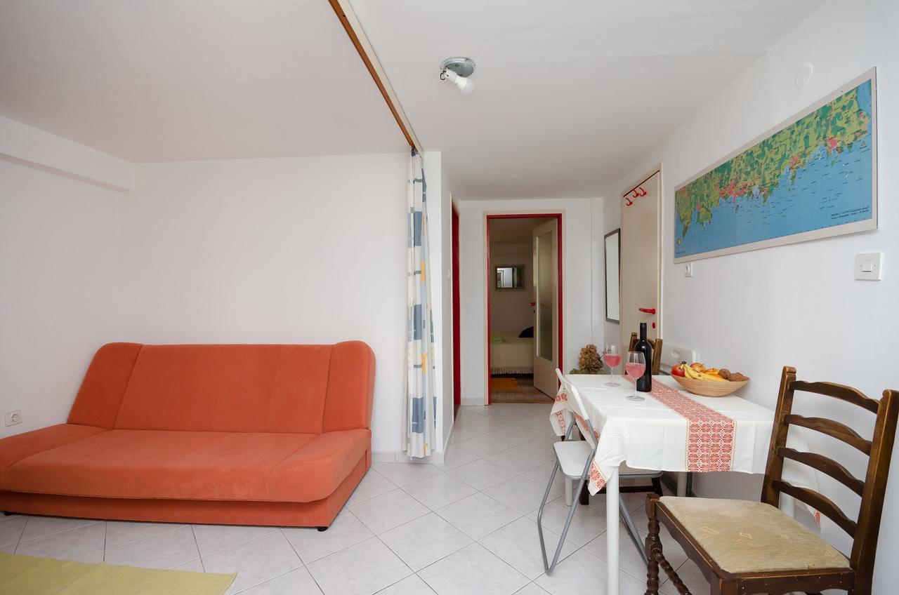 Apartments Milan Πόρετς Εξωτερικό φωτογραφία