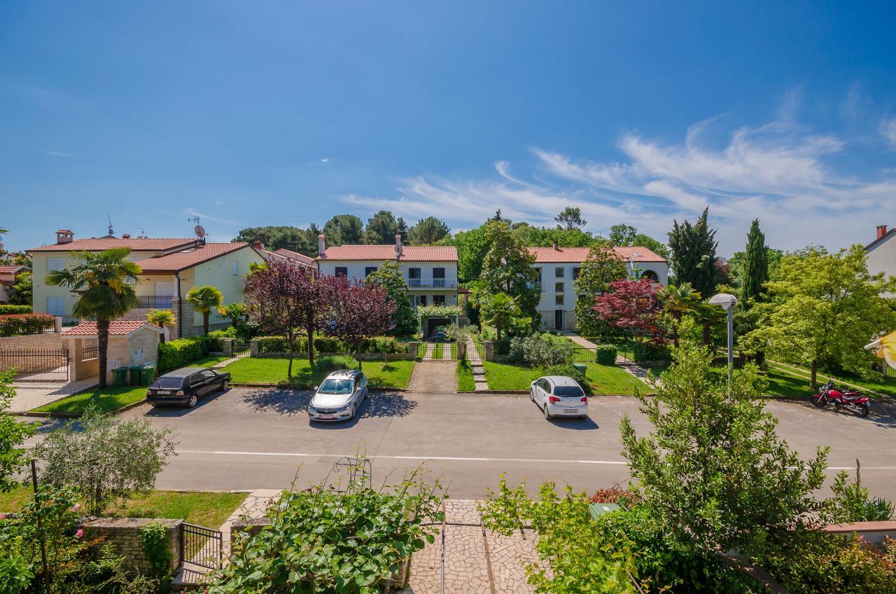 Apartments Milan Πόρετς Εξωτερικό φωτογραφία