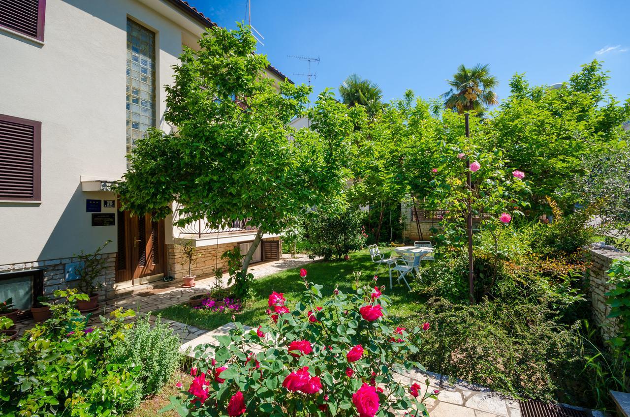Apartments Milan Πόρετς Εξωτερικό φωτογραφία