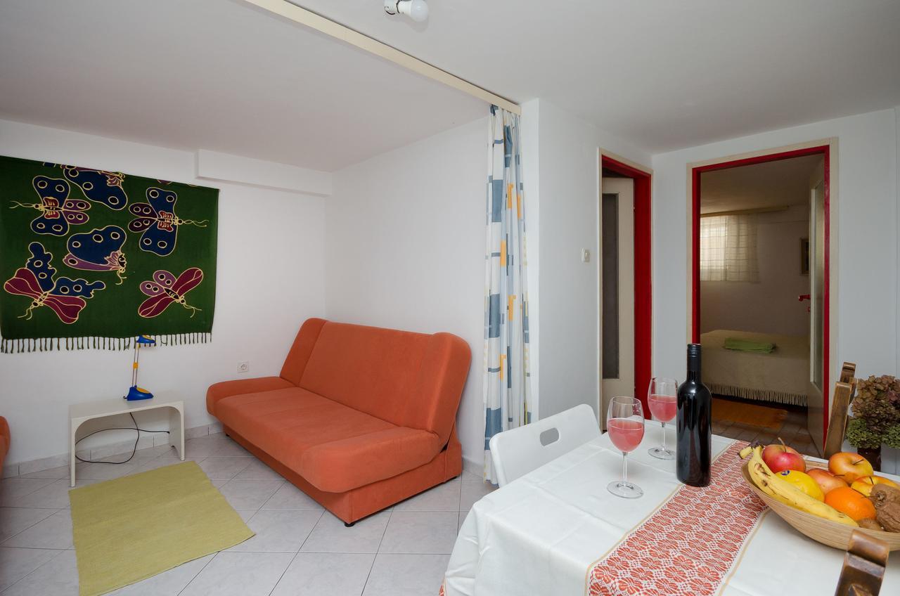 Apartments Milan Πόρετς Εξωτερικό φωτογραφία
